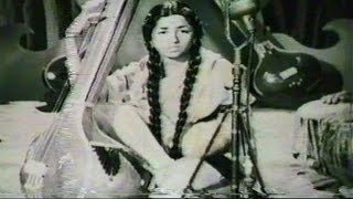 Lata Mangeshkar  Live Malkans 1950 [upl. by Aneladdam]